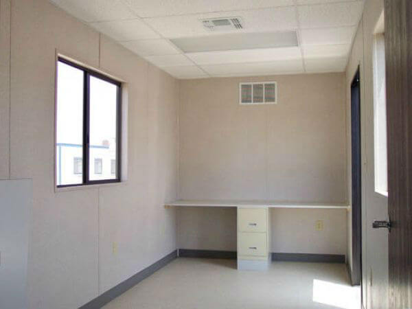 8x28 Interior