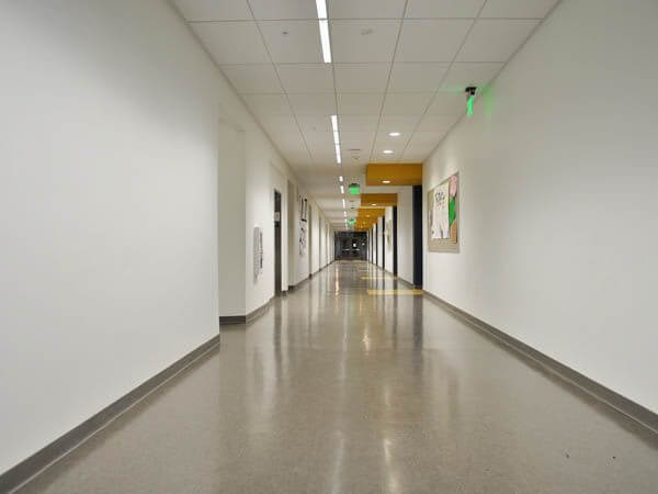 Uppar Hallway
